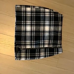 Hollister Plaid mini skirt with zipper